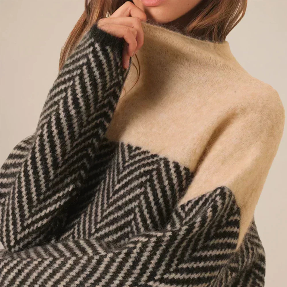 Olivia | Turtleneck