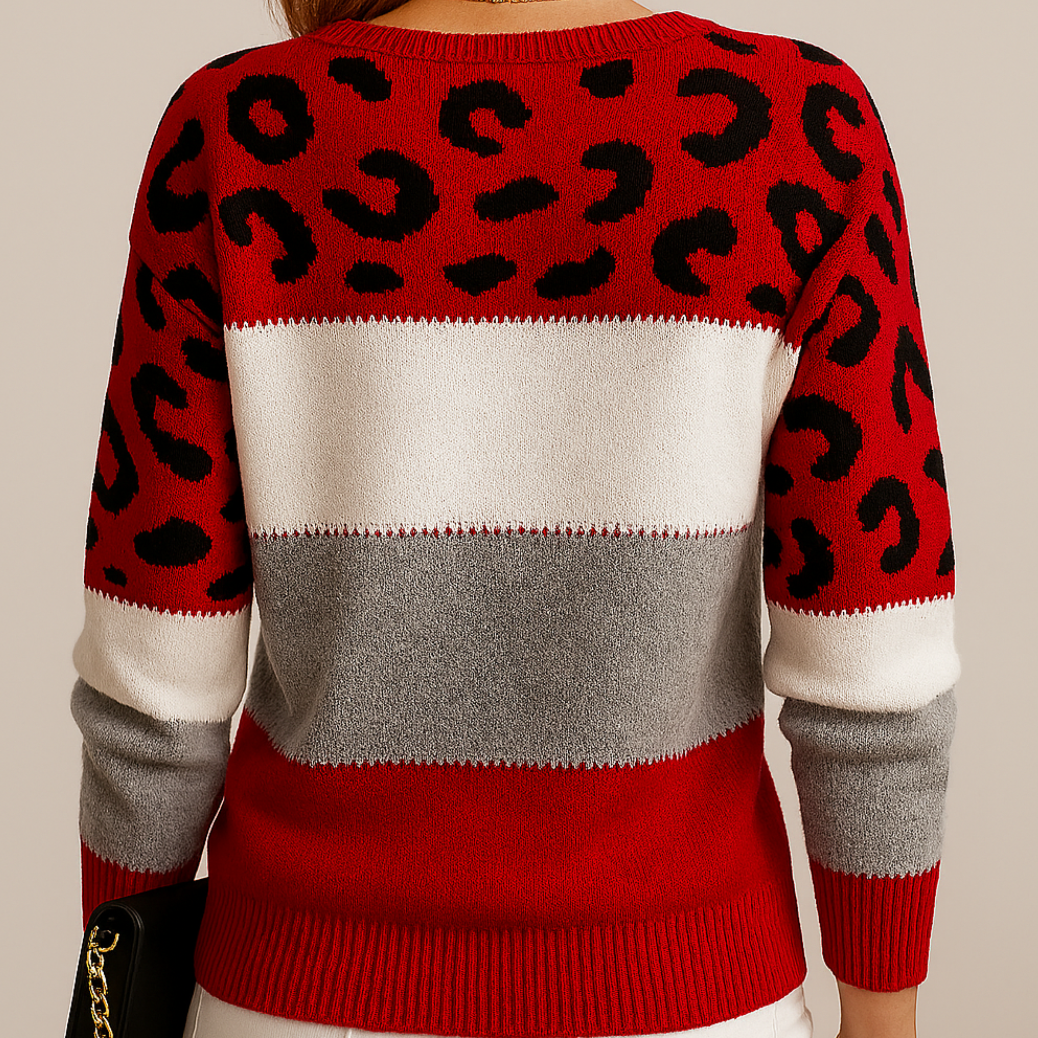 Lora | Leopard Elegance Sweater