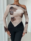 Beatriz | Bold Print Diagonal Mesh Top