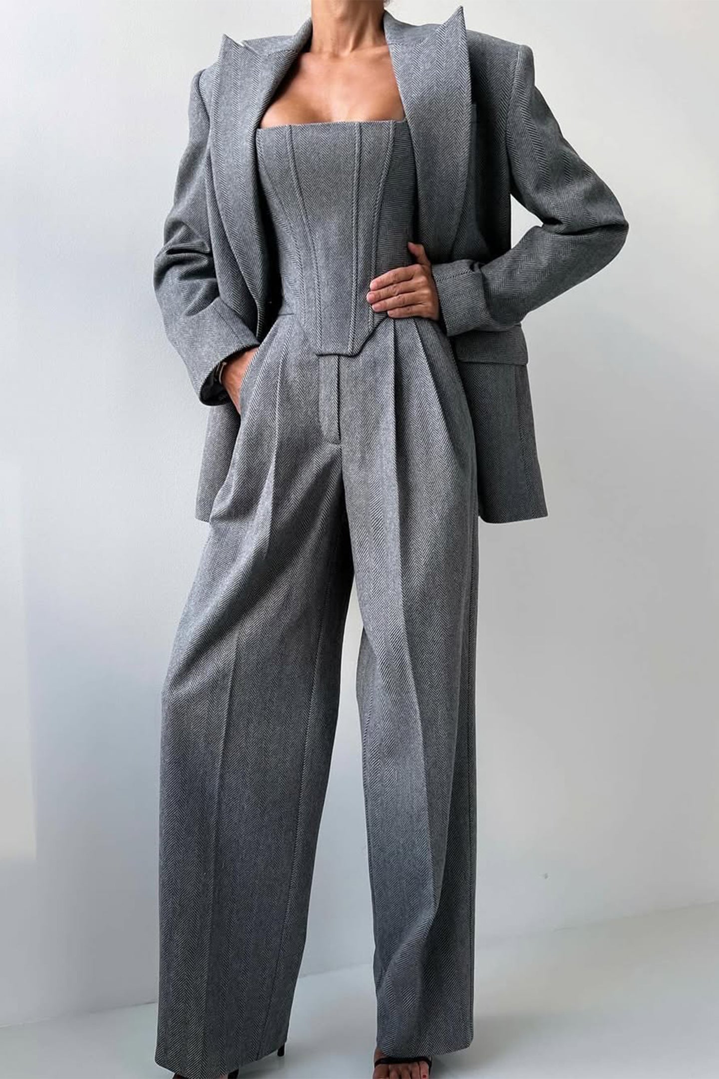 Grace | Three-piece set with double-breasted blazer