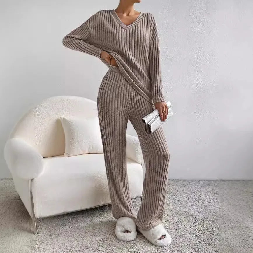 Elli | Elegant Knitted Two-Piece Women's Set