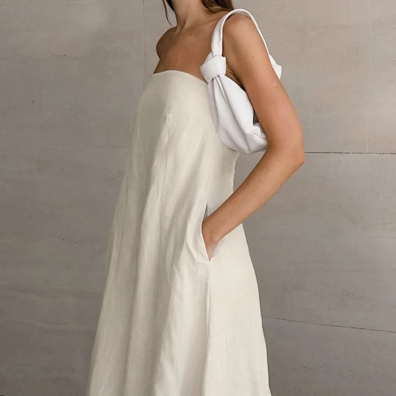 Lina | The Perfect Minimalist Summer Dress